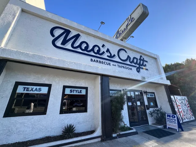 Moo's Craft Barbecue in Los Angeles, from its Google Maps photo gallery