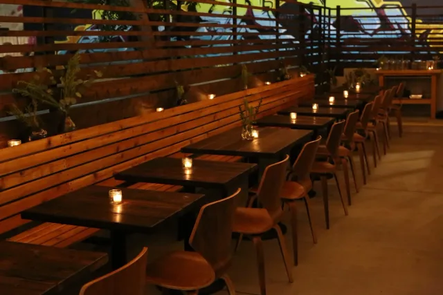 Ronan in Los Angeles, from its Google Maps photo gallery